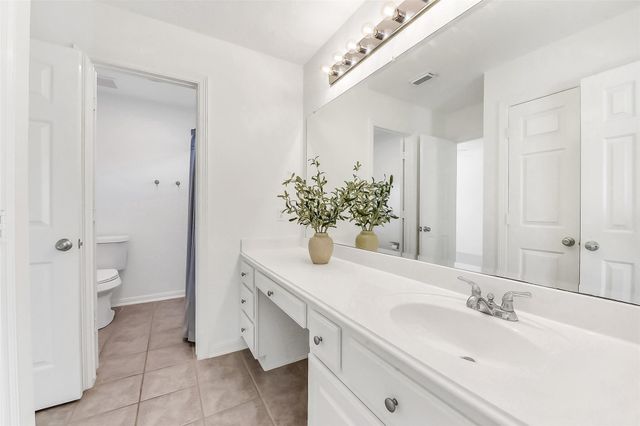 3211 Timberwood Drive, Pearland, TX 77584