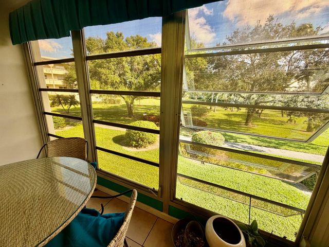 2901 Victoria Circle D2, Coconut Creek, FL 33066