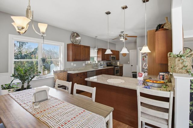 1022 Rosewood Drive, Carpentersville, IL 60110