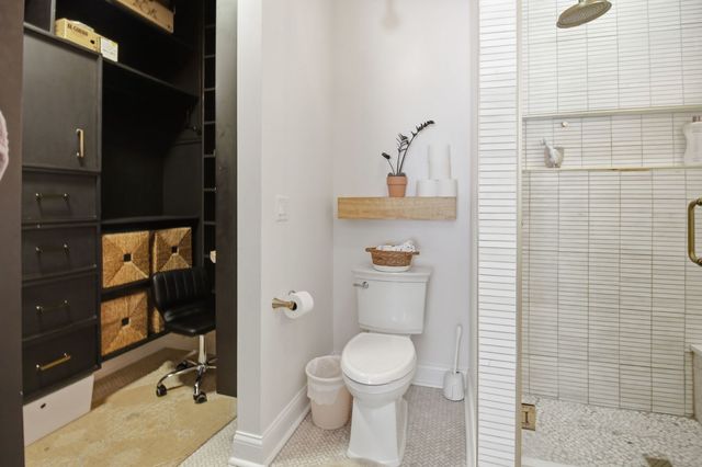 1022 Rosewood Drive, Carpentersville, IL 60110