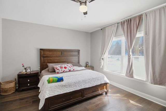 1022 Rosewood Drive, Carpentersville, IL 60110