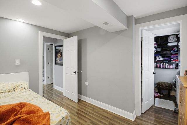 1022 Rosewood Drive, Carpentersville, IL 60110