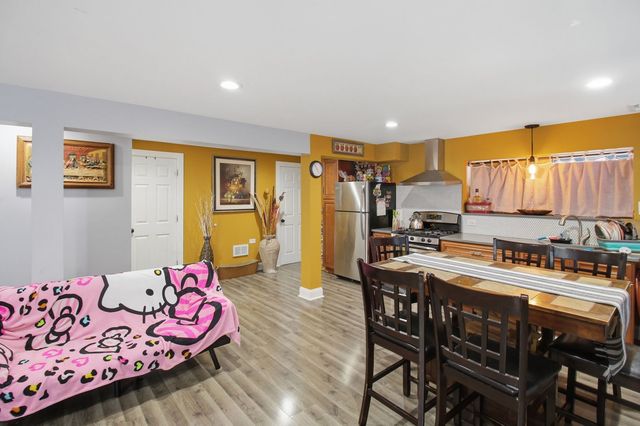 1022 Rosewood Drive, Carpentersville, IL 60110