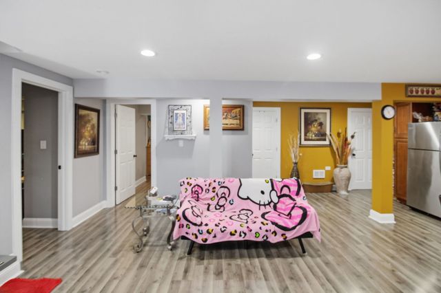 1022 Rosewood Drive, Carpentersville, IL 60110