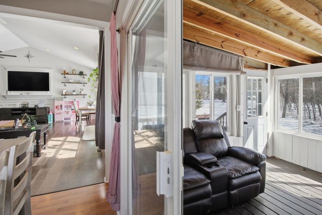 1022 Rosewood Drive, Carpentersville, IL 60110