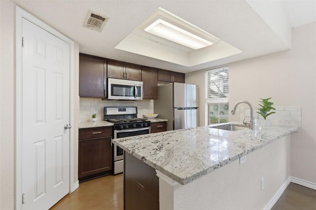 1121 Orchard Park CIR, Pflugerville, TX 78660