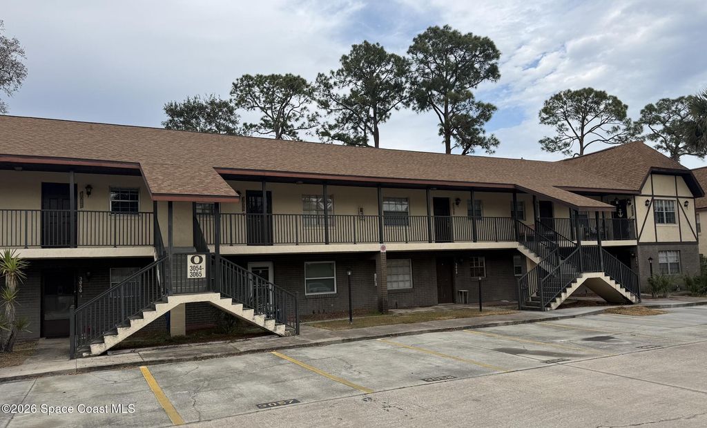 3057 Sir Hamilton Circle 8, Titusville, FL 32780