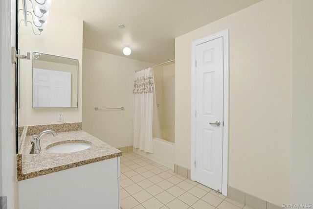 31 Greenridge Avenue 3M, White Plains, NY 10605