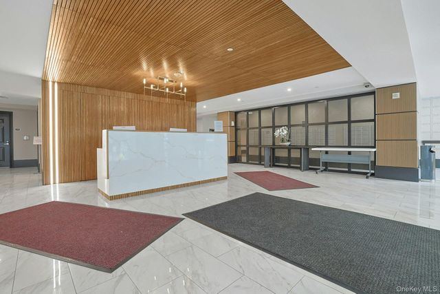 31 Greenridge Avenue 3M, White Plains, NY 10605