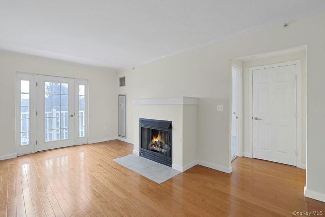 31 Greenridge Avenue 3M, White Plains, NY 10605