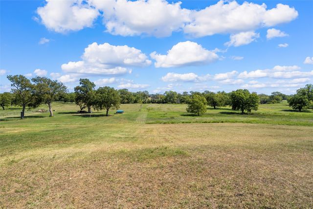 406 Birdsong Lane, Gholson, TX 76705