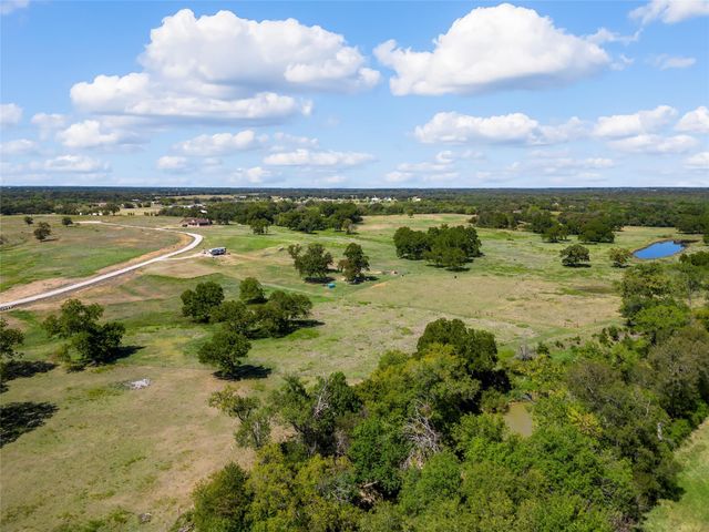 406 Birdsong Lane, Gholson, TX 76705