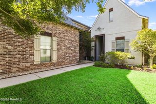 608 Birchview Drive, Broussard, LA 70518