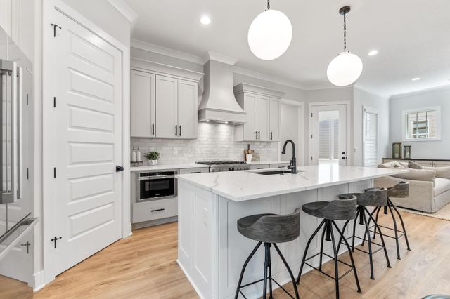 5599 Piatt Road, Lewis Center, OH 43035