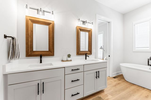 5599 Piatt Road, Lewis Center, OH 43035