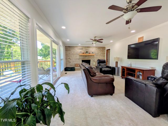 2364 Mountain Drive, Kingsport, TN 37664