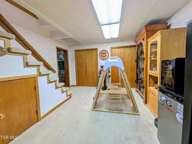2364 Mountain Drive, Kingsport, TN 37664