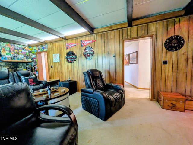 2364 Mountain Drive, Kingsport, TN 37664