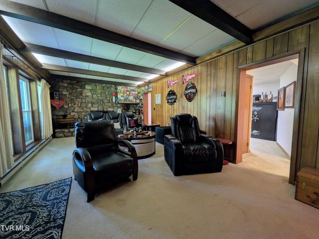 2364 Mountain Drive, Kingsport, TN 37664