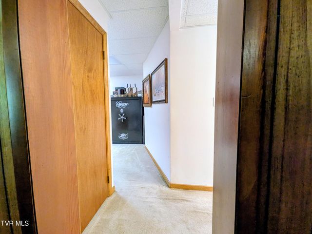2364 Mountain Drive, Kingsport, TN 37664