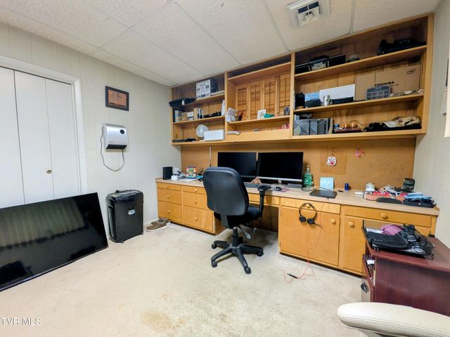 2364 Mountain Drive, Kingsport, TN 37664