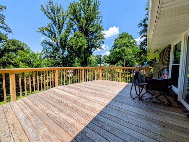2364 Mountain Drive, Kingsport, TN 37664