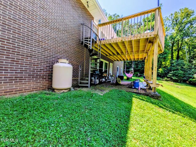 2364 Mountain Drive, Kingsport, TN 37664