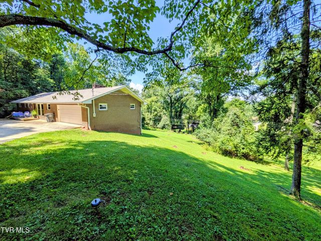 2364 Mountain Drive, Kingsport, TN 37664