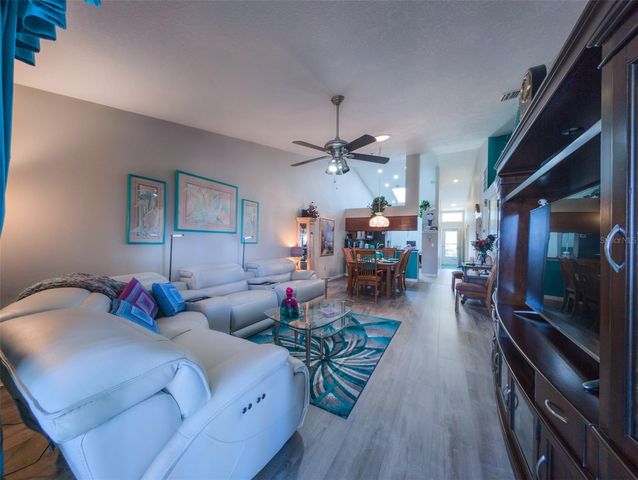 39650 US HWY 19 N, Tarpon Springs, FL 34689