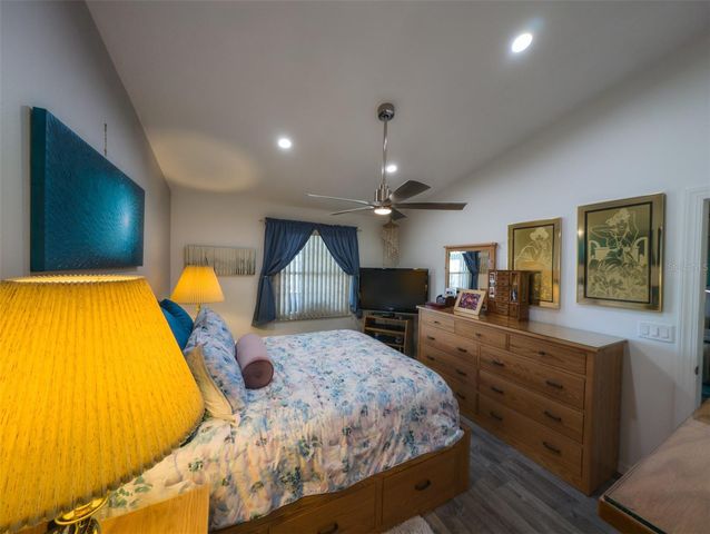 39650 US HWY 19 N, Tarpon Springs, FL 34689