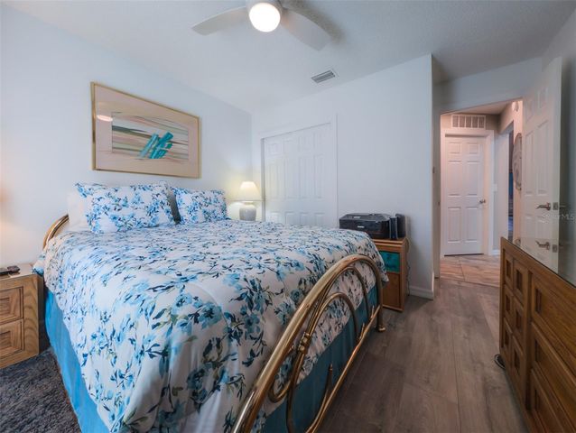 39650 US HWY 19 N, Tarpon Springs, FL 34689