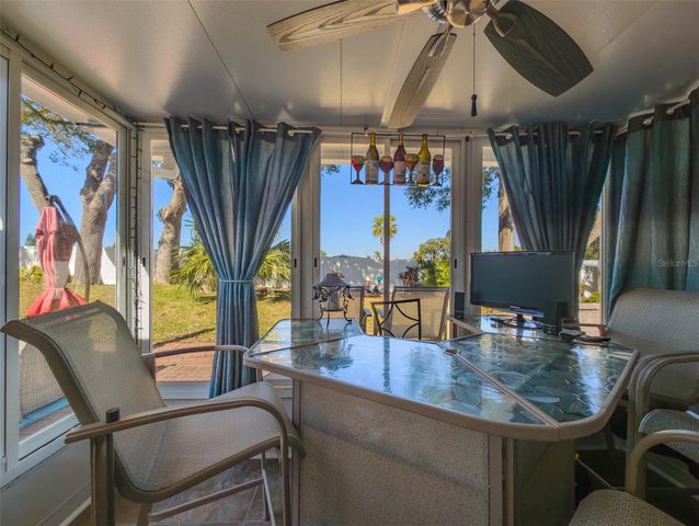 39650 US HWY 19 N, Tarpon Springs, FL 34689