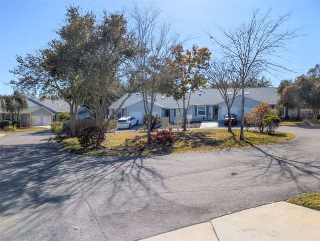 39650 US HWY 19 N, Tarpon Springs, FL 34689