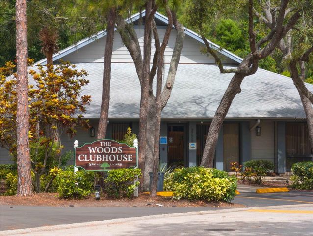 39650 US HWY 19 N, Tarpon Springs, FL 34689