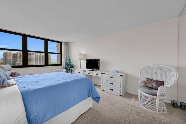 3400 N OCEAN Avenue 1605, Singer Island, FL 33404