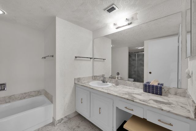 3400 N OCEAN Avenue 1605, Singer Island, FL 33404