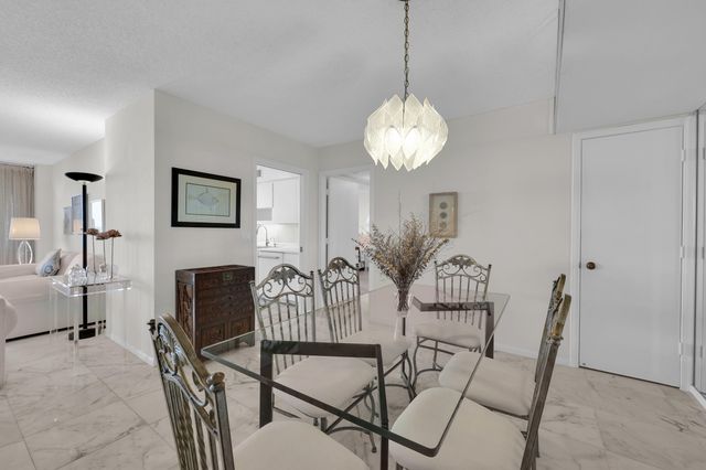 3400 N OCEAN Avenue 1605, Singer Island, FL 33404