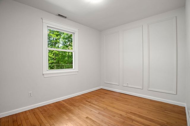 4 Leland Hill Rd, Grafton, MA 01560