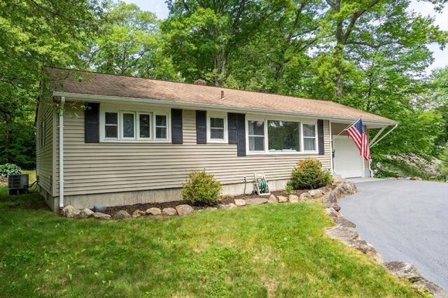 4 Leland Hill Rd, Grafton, MA 01560