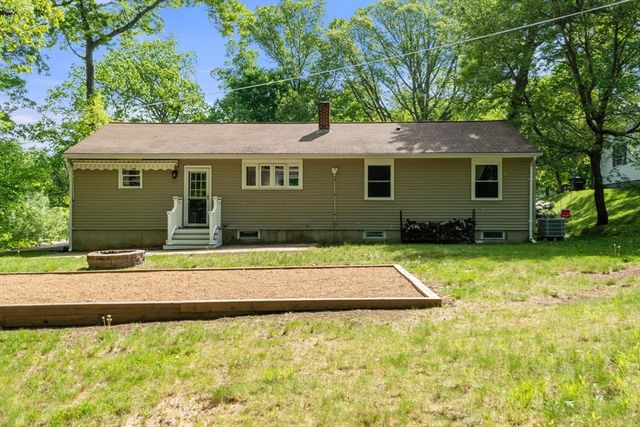4 Leland Hill Rd, Grafton, MA 01560