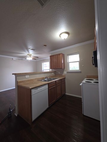 1249 Village Garden Drive, Azle, TX 76020