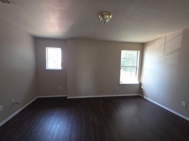 1249 Village Garden Drive, Azle, TX 76020
