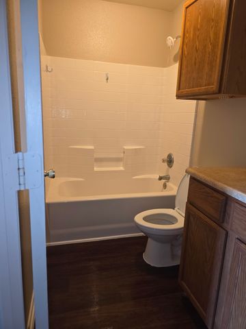 1249 Village Garden Drive, Azle, TX 76020