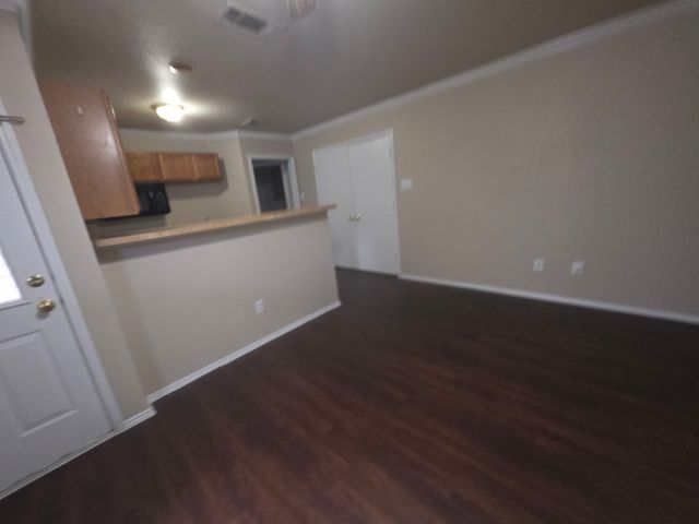 1249 Village Garden Drive, Azle, TX 76020