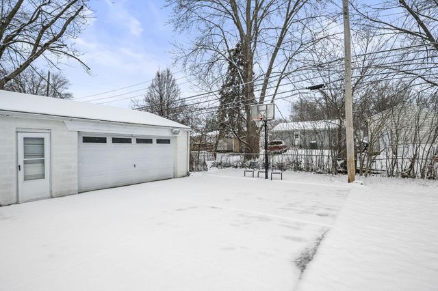 2196 Ferris Road, Columbus, OH 43224