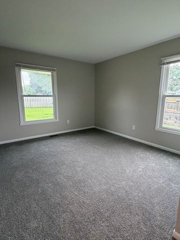 917 Shady Lane, Aurora, IL 60506