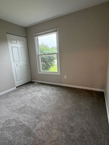 917 Shady Lane, Aurora, IL 60506