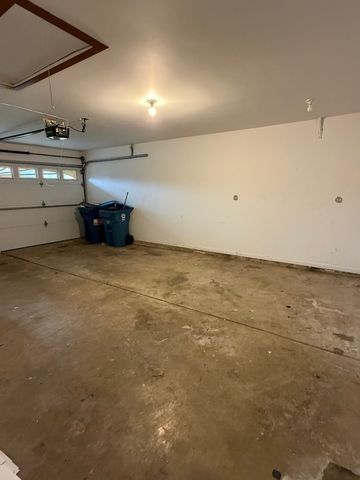 917 Shady Lane, Aurora, IL 60506