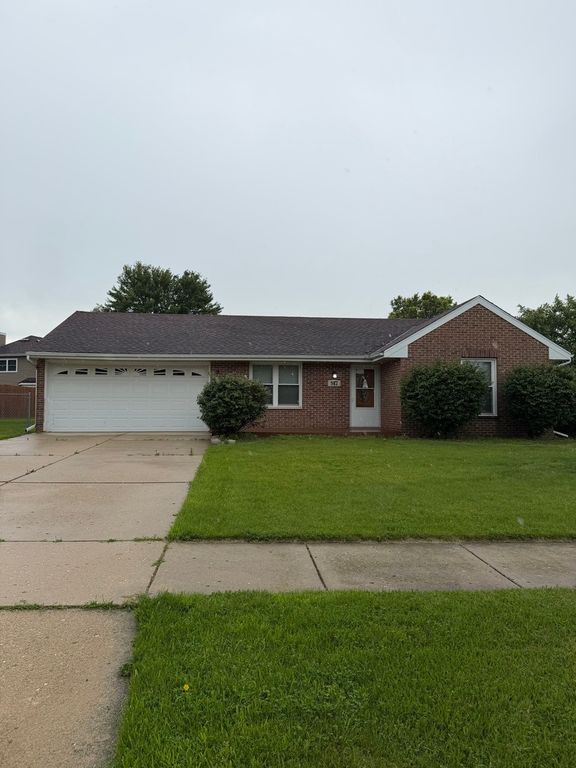 917 Shady Lane, Aurora, IL 60506