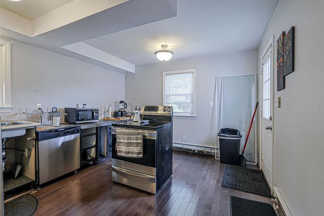 205 Bourne Street, Manchester, NH 03103
